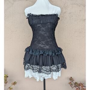 💜Strapless Lace Tiered Mini Dress – XS/S – 00s Coquette Glam